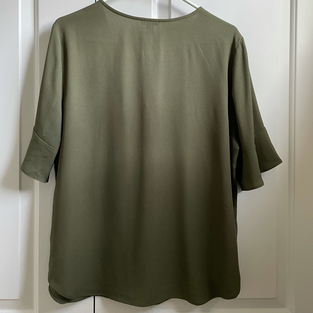 Ann Taylor Top - Picture 4 of 4